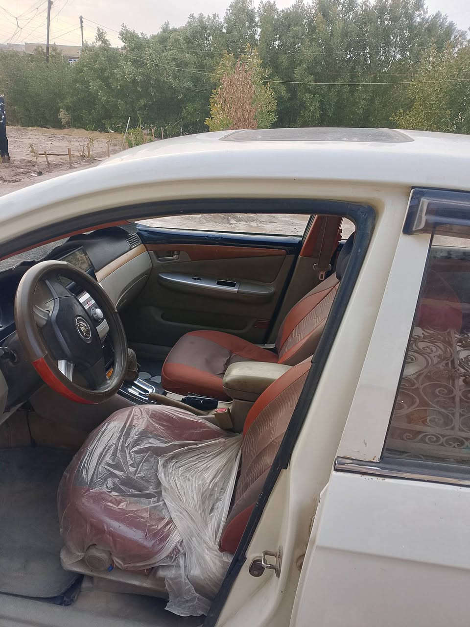 للبيع سيارة ليفان 620 سعر 42بيه بخار مكينه بسمي تبريد شغال تخم تاير جديد كير اوتماتيك كورلا جديد باتري جديداستفسار اتصال***********
***********
