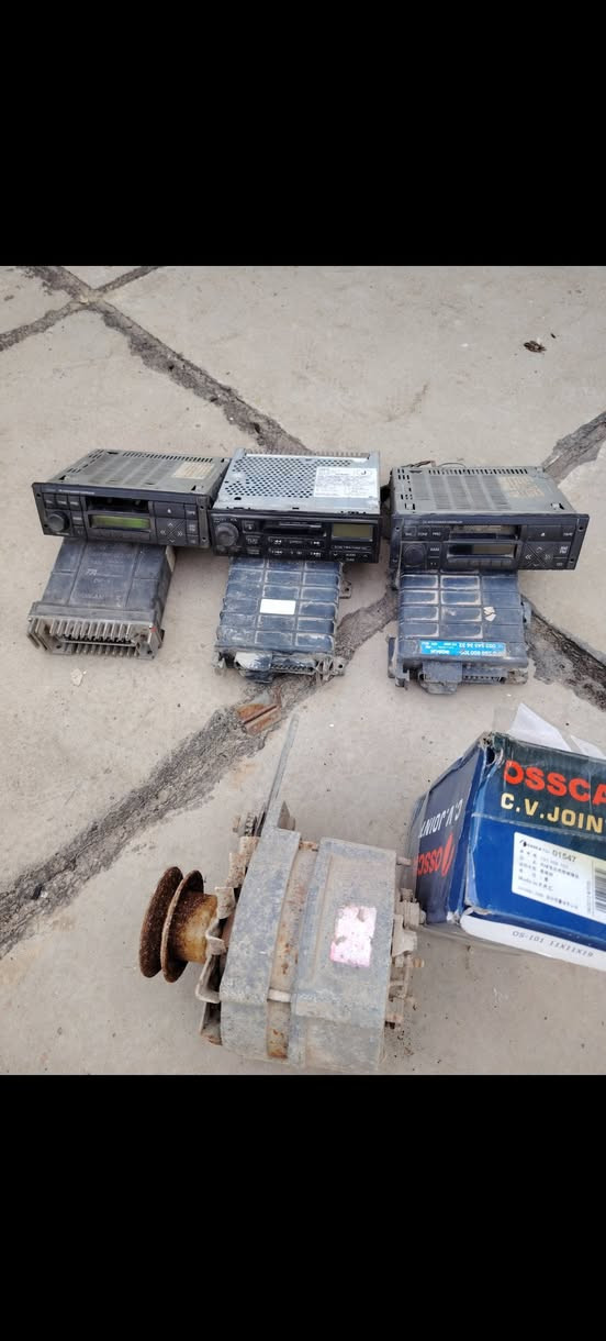 السلام عليكم غراض كولف للبيع للستفسار ***********
