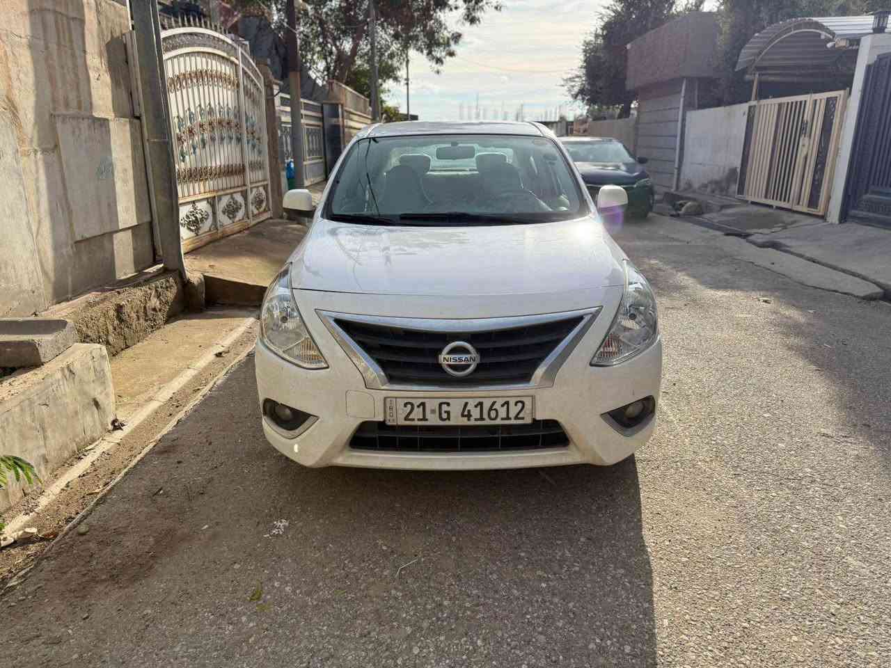 سلام عليكم 
نيسان صني للبيع 
موديل ٢٠٢٤ 
ويل كروم
يدة نيكل
٤ جامات كهربائي
تبريد قطعتين
جناح بلادي
داخل اصفر 
سياره ماشي ٤٠ الف كيلو متر 
بدون صبغ بدون رصعات بدون شخط مكفوله كفاله عامه مكان سياره كركوك
سعر ١٢٧ ورقه وبي مجال
*********** كركوك, العراق
