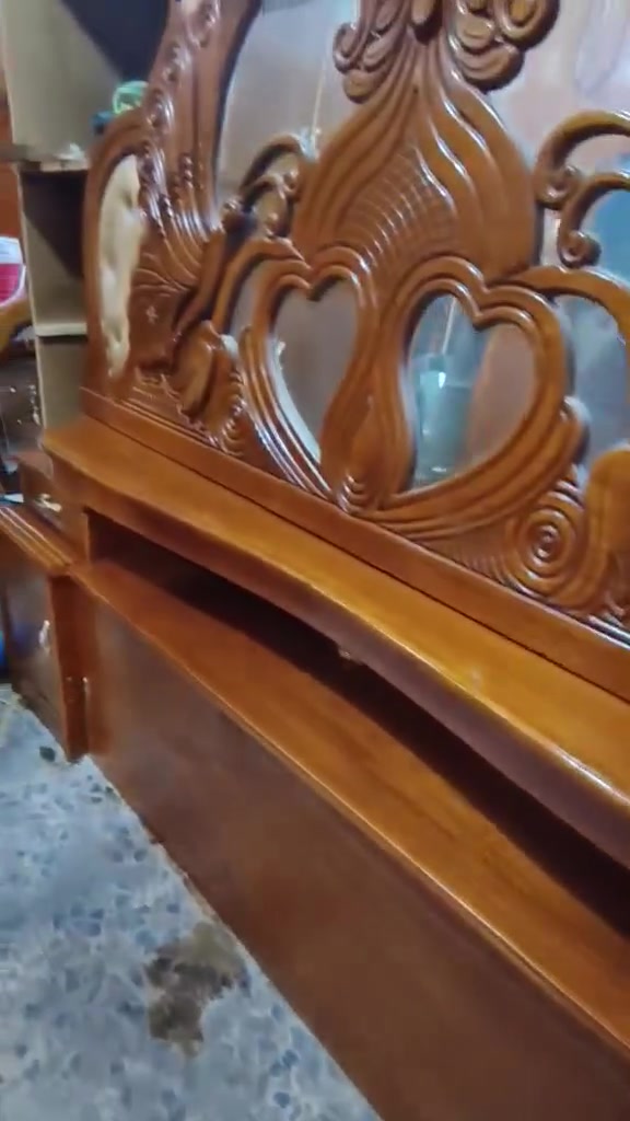 غرفه عراقيه صاج داخل خارج  نضافه80 / 💯
لسعر 750 
شد ونقل داخل بغداد 🚛 مجاني


**إذا كنت صاحب هذا الإعلان وتريد حذفه لأي سبب، رجاءا أرسل رسالة إلى الدعم الفني**