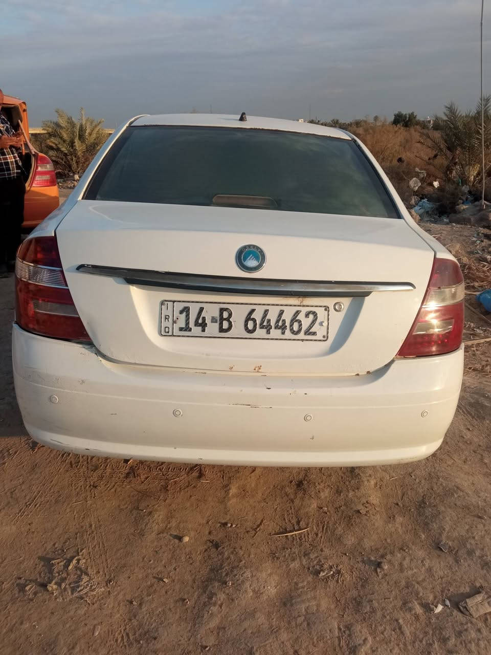 جلي موبل 12 محوره كورله مكينه وكير وحداديه وتبريد مكفولات رقم بصره سنويه 27 بسمي السعر48جماعت 45 لايخابر علمن مكلف بل نشر خابر صاحبهه انته وياه وات ساب ***********
