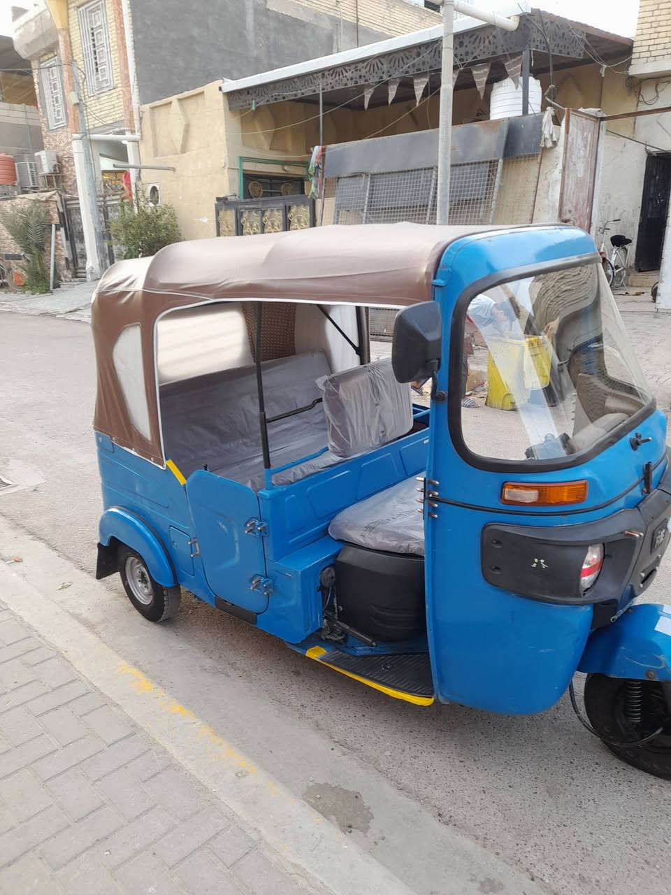 باجاج 2021 رقم وسنويه مكينه مفتوحه تكتك جاهزه السعر 6و500 الشراي يتصل *********** مكاني البصره الحيانيه
