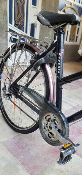 السلام عليكم بايسكل للبيع حجم ٢٨
 العنوان سوق الشيوخ الدجين
 السعر ١٢٥ تفاصيل داخل الصور 
 ***********
