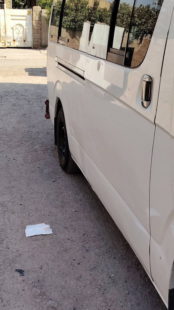 السلام عليكم للبيع جنبي عاليه موديل 14رقم بابل سياره مكينه كير اكسل تبريد  مكفولات بيها بيها طخه ورا باب سلايت موضحه بصوره دواير معمره وطخه بلغد شويه مكان السيارة بغداد المدائن العسر 125 وبيها مجال
للاستفسار ***********
