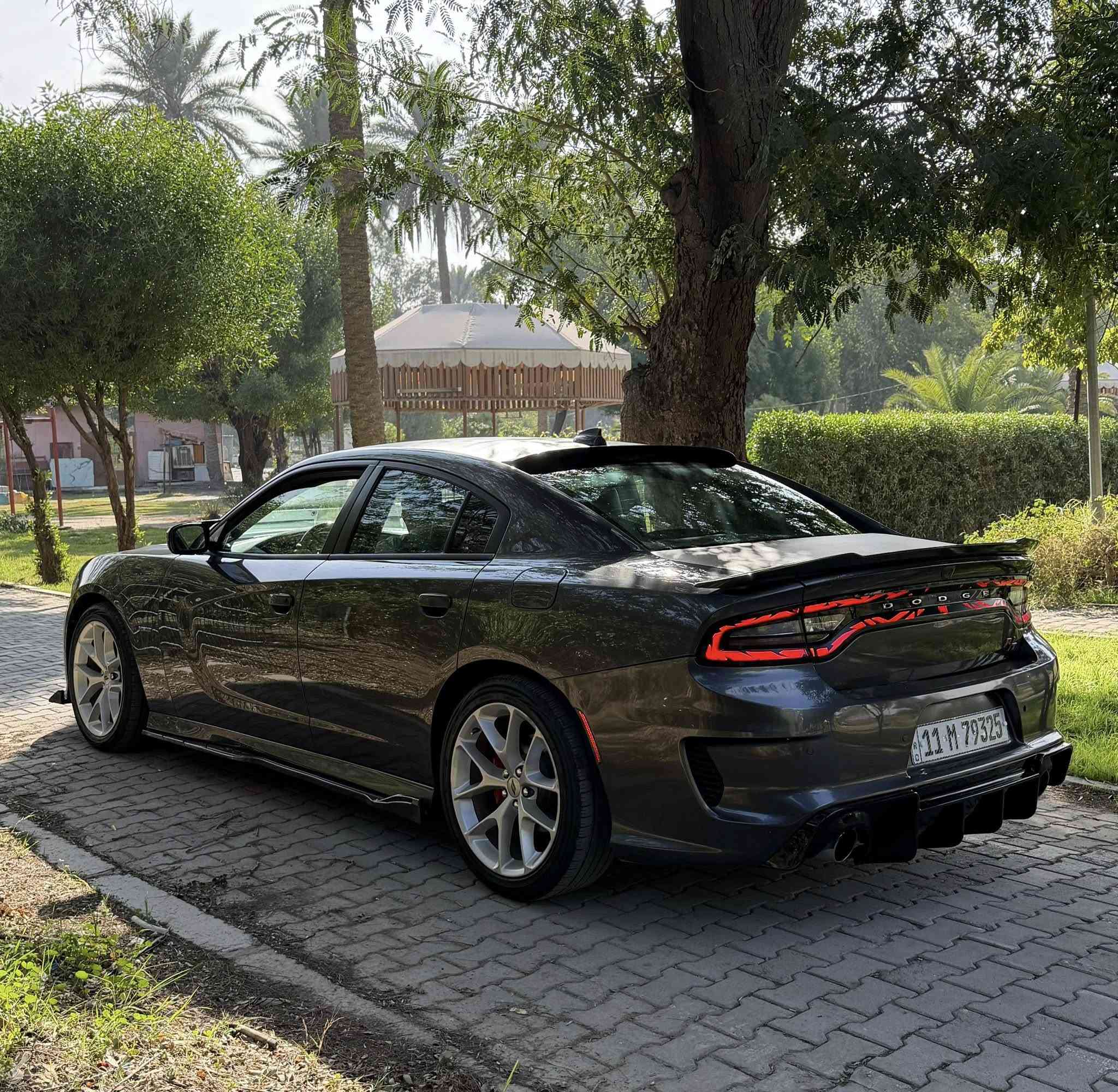 السلام عليكم
جارجر  ( RT ) 
(سوبر تراك)
موديل : 2019
ماشية : 47 الف 
المواصفات 
بصمه
تشغيل عن بعد 
شاشة 
كاميرا 
كشنات جلد + كنتاره 
كشنات كهرباء 2
كشنات تدفئه + تبريد 
ذاكره خزن ميموري 
تحكم ستيرن جهتين 
شفتات ستيرن 
ستيرن كهرباء 
كروز سرعه 
رادارات 
نظام ايكو 
نظام سبورت 
قطعتين تبريد 
مكينة 8 سلندر 
5700
سبايدر خلفي 
دبل كزوز 
لد امامي 
لايت زنون 
بك لايت لد 
حساسات 
كت SRT
ويل كب كروم 
( رقم بغداد الجديد مشروع وطني بأسمي )
الحادث : ربع جاملغ + ربع بنيد + صبغ جوه ألبك لايت صبغ  بدون اي دواخل (ايرباك طاك ومرجع سستم بلادي ) 
( صور الحادث مرفقة + السونار )
السيارة جديدة جداً 
السعر : 198 وبيها مجال بسيط 
العنوان : بغداد الكاظمية قرب مرور الكاظمية معارض جكوك معرض الرحمن.
للاستفسار 
عبدالرحمن 
 ***********
 ***********
