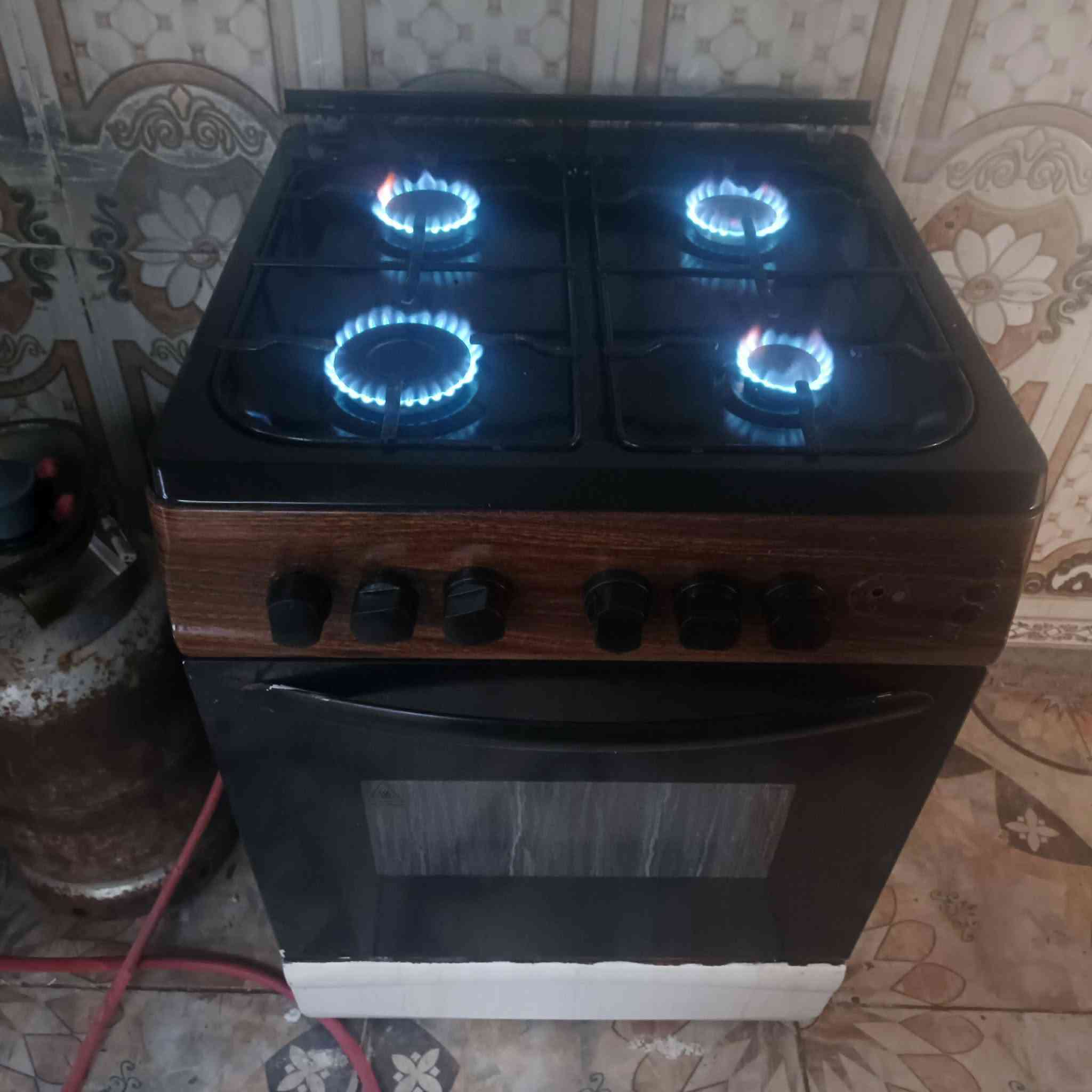 سلام عليكم
طباخين سعر واحد 65
مكاني كركوك حي وحده 
رقم 
‏‪***********‬‏
