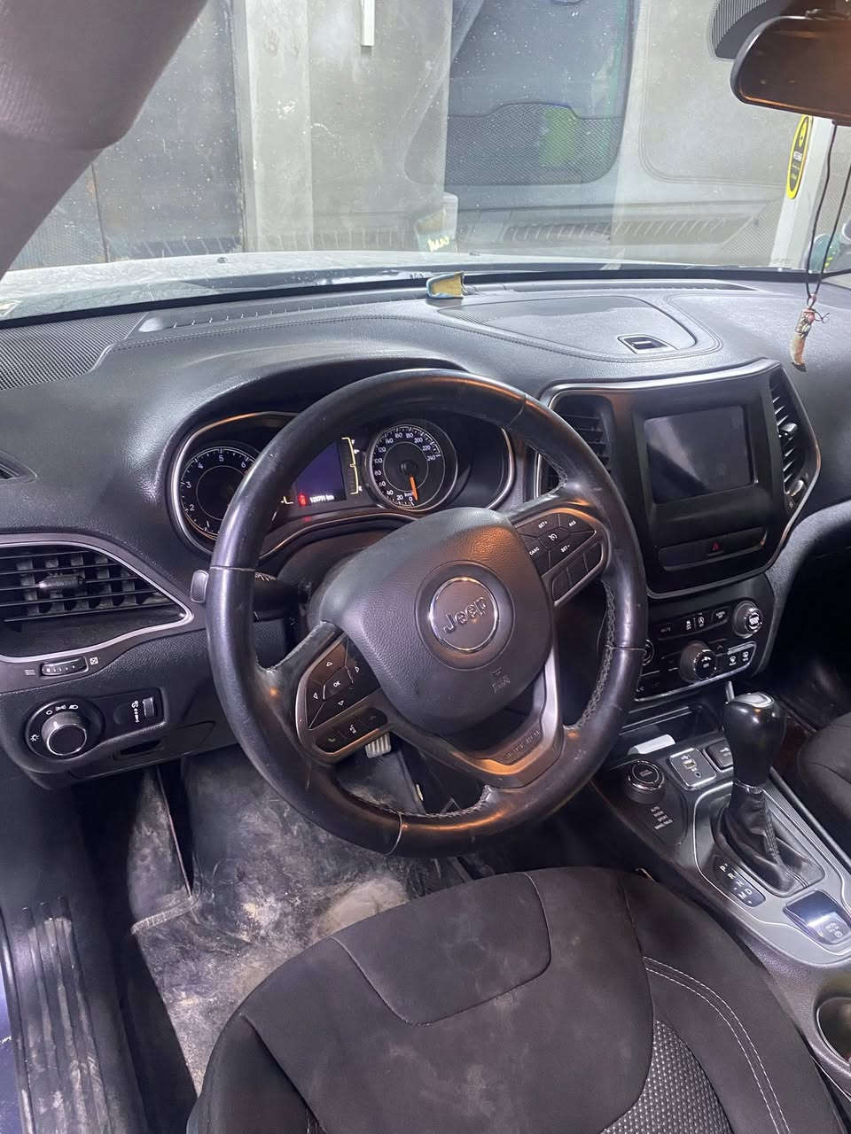 جيب بزون موديل 2019 مكانها البصره سعرها135 بدون أرباك


**إذا كنت صاحب هذا الإعلان وتريد حذفه لأي سبب، رجاءا أرسل رسالة إلى الدعم الفني**