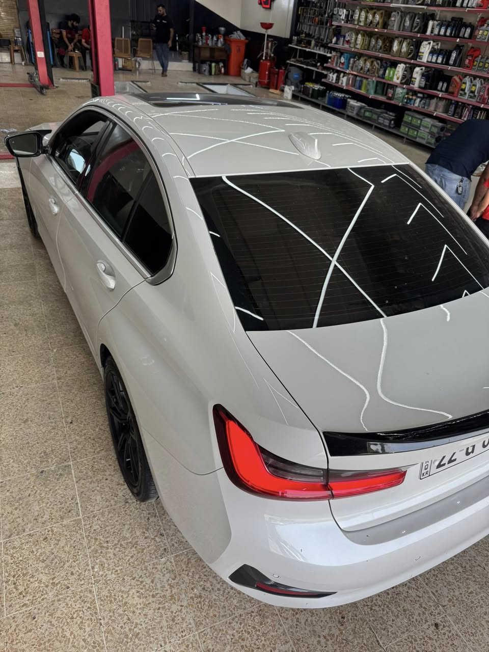 BMW 330i 2021
۸۲ الف مایل ماشي 
 بیە ظرر واحد جاملغ  و قطحە واحد کلیر
بدون دواخل 
رقم اربیل
***********
سعر ۲۲٥ و مجال
مکان : اربیل
