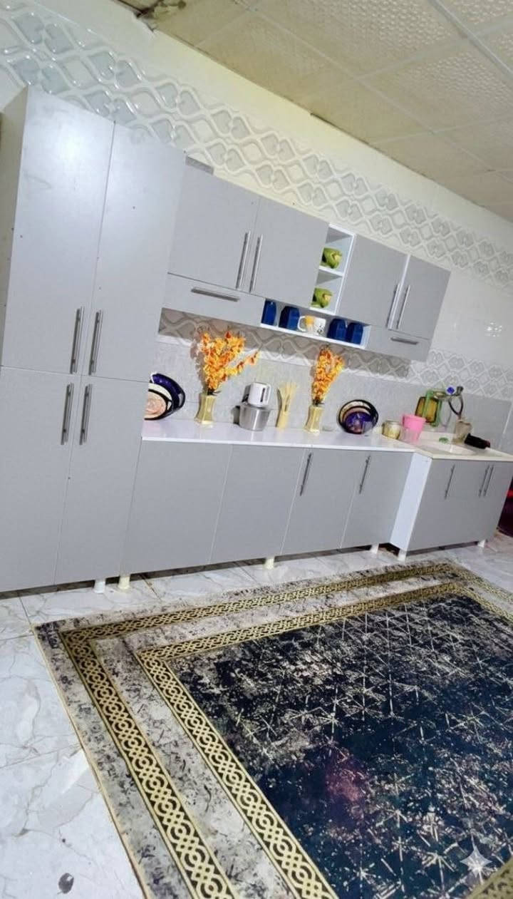 كاونتر مترين ونص مع سنك متر و٢٠سم مرمر 

توصيل بغداد ومحافظات 🎁🎁


**إذا كنت صاحب هذا الإعلان وتريد حذفه لأي سبب، رجاءا أرسل رسالة إلى الدعم الفني**