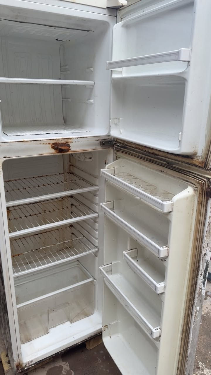 ثلاجه حجم وسط سعر٧٠ وبيه مجاال للشراي  يحتاجله مسح


**إذا كنت صاحب هذا الإعلان وتريد حذفه لأي سبب، رجاءا أرسل رسالة إلى الدعم الفني**