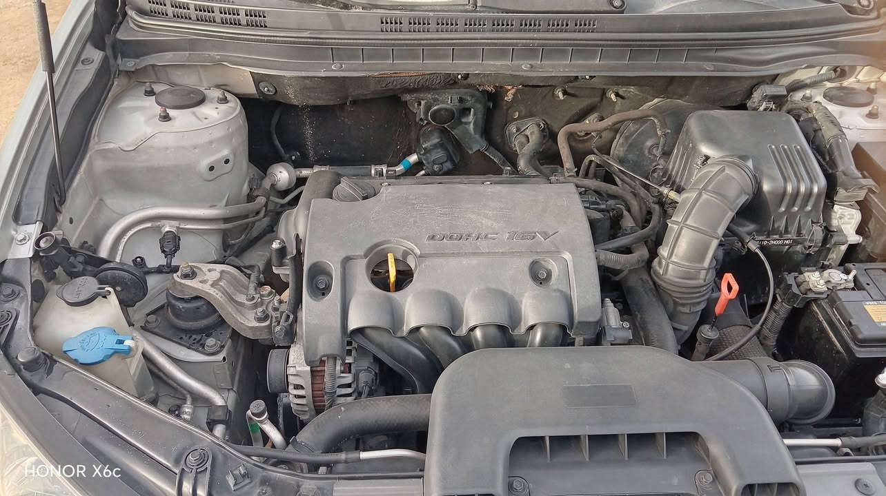 السلام عليكم النتره مقدسه موديل ٢٠١٠ادوات السعر ٣٥مكان حله مكلف بلنشر رقم الهاتف***********
