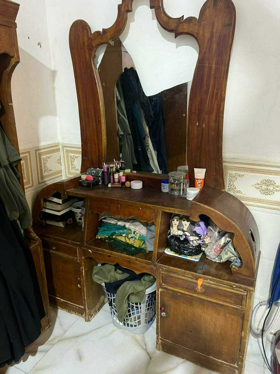 غرفه للبيع سعر مناسب بيع مستعجل غرفه كامله تزكام والصاج سعر 130 وبيها مجال بيع مستعجل العنوان نجف


**إذا كنت صاحب هذا الإعلان وتريد حذفه لأي سبب، رجاءا أرسل رسالة إلى الدعم الفني**