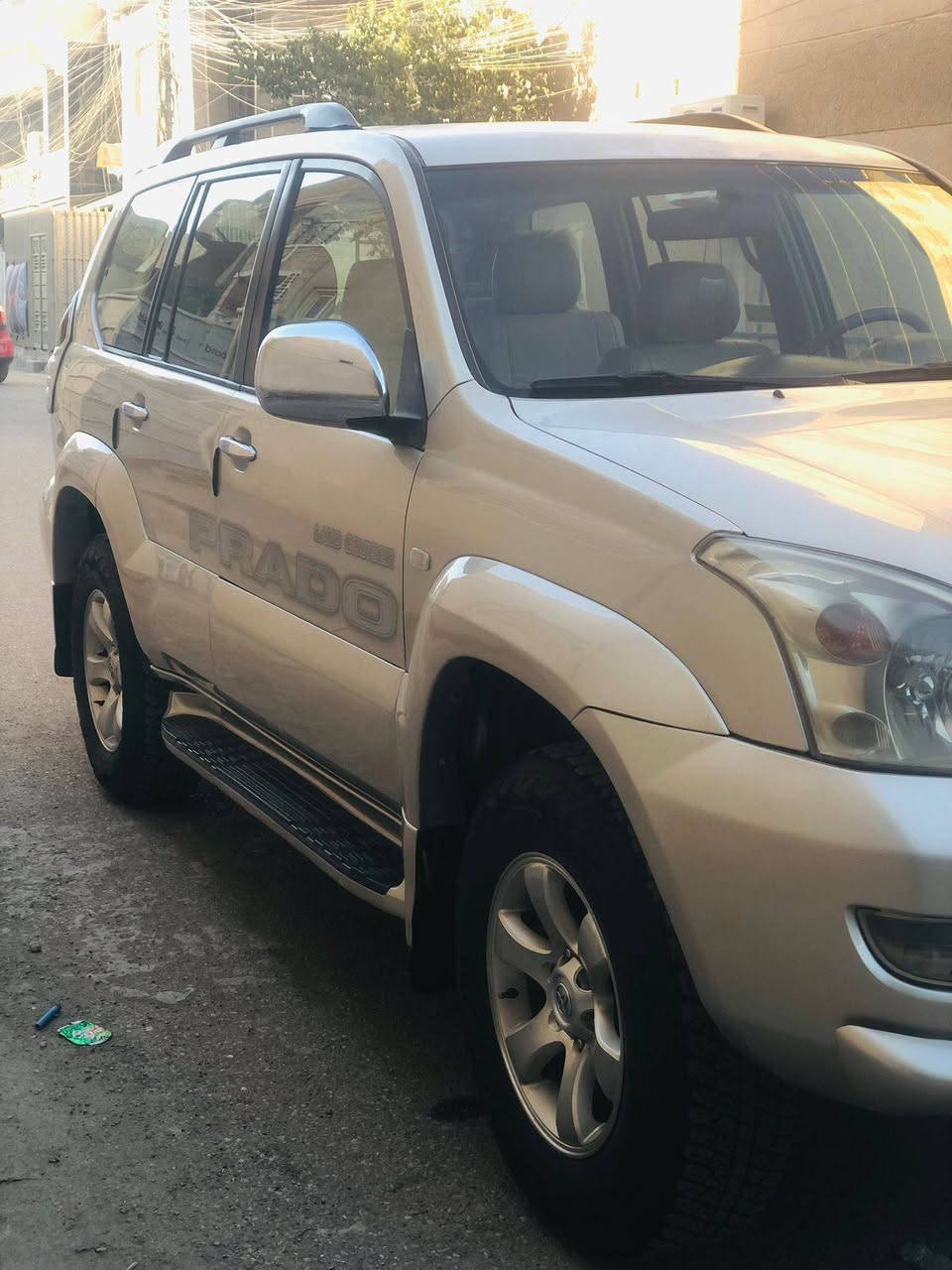 سلام عليكم
ابرادو موديل 2008

Vx  سته سلندر 
سبعه راكب 
وبيهة اهواي مواصفات 
بيه صبغ جاملغ عكس السائق فقط 
كير مكينه شرط ما مفتوح 
السعر 170 وبيه مجال 

الاتصال ***********
