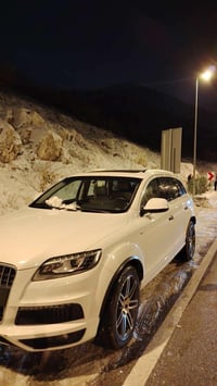 اودى Q7 موديل 2012 فول مواصفات مكينة 8سلندر tuen torbo گاز سيارة جديدة...