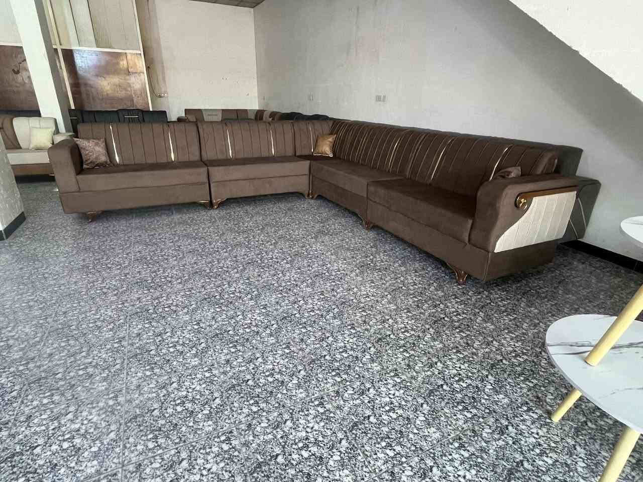 ⭕️ طقم ديوان 11 مقعد جديد  ضمان سعر 350 الف 🔥🔥🔥توصيل  مجاني داخل كربلاء 👇👇👇
للاستفسار اكثر الاتصال على الرقم 
📞***********(معرض بيروت) (واتساب) 
📍كربلاء حي العامل  شارع المستوصف _مقابل مركز فحص الوافدين 🔥
