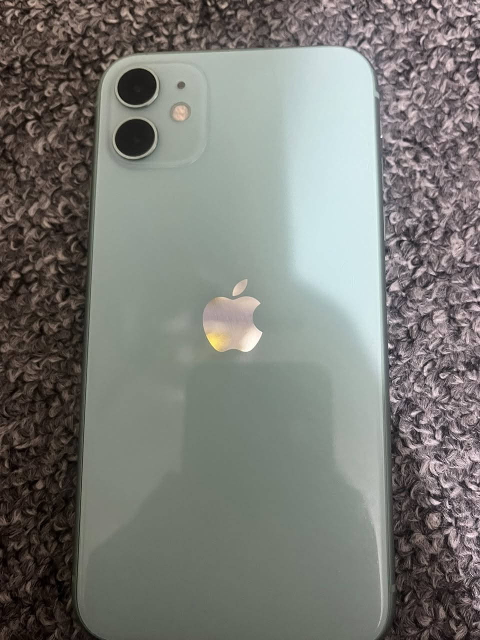 سلام عليكم ايفون 11عادي مراوس 13عادي وطي فرق فوكه
٠٧٨٨ ٢٦١ ٨٧٢٢ هاذه رقمي
