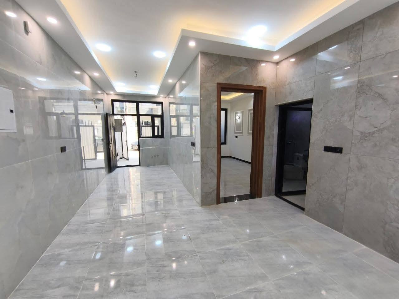 سلام عليكم
🏡 للبيع – دار زيرو جاهز للسكن 🏡

🔹 الموقع: بغداد – الدورة – البوعيثة

📌 مجمع السلطان الثالث 

تفاصيل العقار:

✅ المساحة: 100 متر

✅ الواجهة: 6.25 متر

✅ النزال: 16 متر

✅ عدد الطوابق: طابقين وبيتونه ✅حديث

مواصفات البناء:

✔️ 3 غرف نوم واسعة

✔️ استقبال مريح

✔️ صالة واسعة

✔️ مطبخ بتصميم عصري

✔️ صحيات عدد (2)

✔️ تشطيب درجة أولى مع جميع الخدمات

🛑 ملاحظة: الدار جاهزة للسكن فورا ً

📜 نوع العقار: طابو زراعي – سند 25 – إقرار محكمة

📞 للاستفسار:

📲 اتصال أو واتساب:
( مكتب الكرار2 للاستثمار والتطوير العقاري)
☎️ ***********

 #هاشتاك #دعم #مشاركات #تفاعل #لايك
