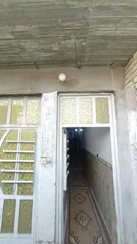 للبيع بيت مساحه 100 م عنوان الصحفيين شارع مضيف السواعد البيت طابق الثا...