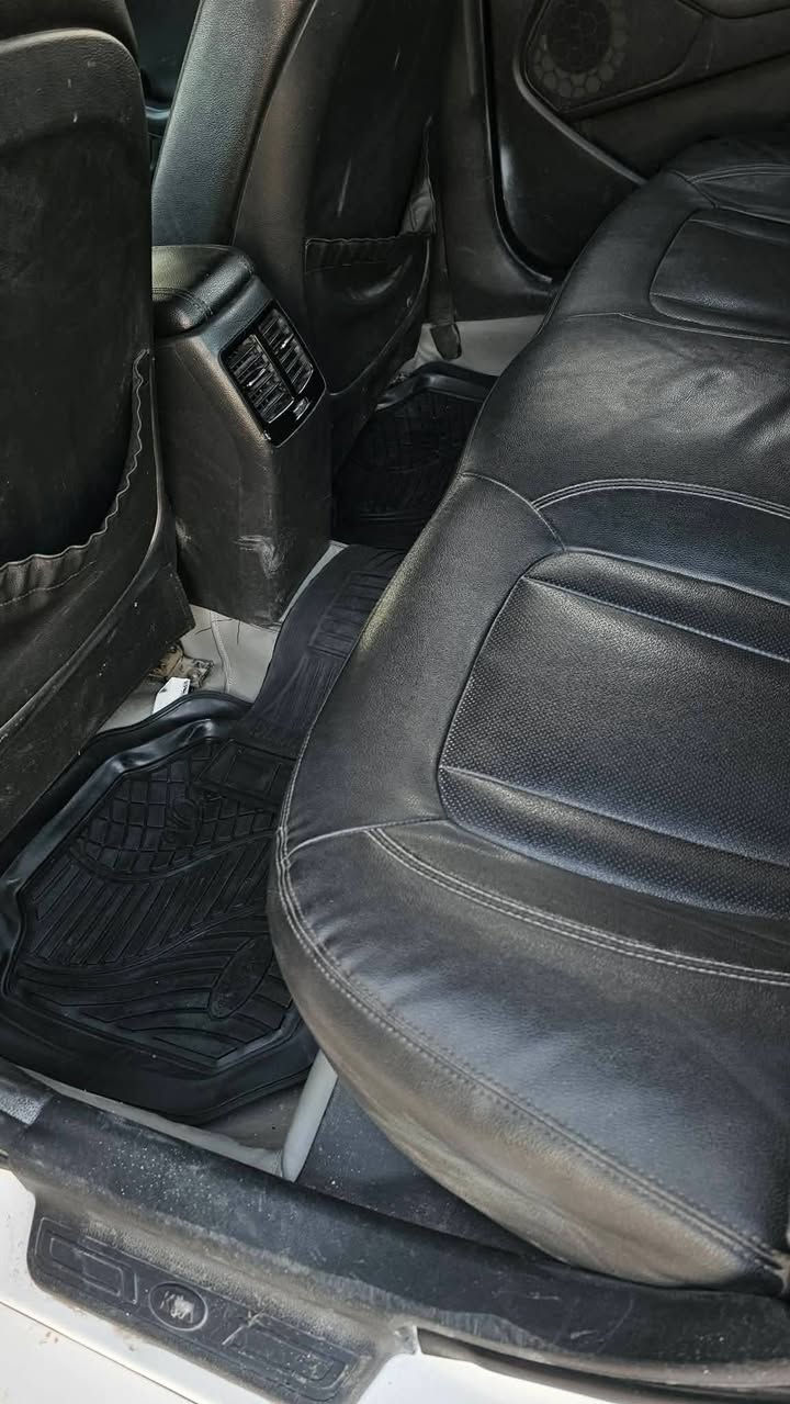 السلام عليكم 
اوبتما ٢٠١١ خليجي 
محرك ٢٤٠٠ 
رقم بغداد 
*********** حي الجهاد 
السياره مصبوغه عام مكفول من الكصه والجفيه والكلبه 
السعر ٨٧ وبيه مجال بسيط
