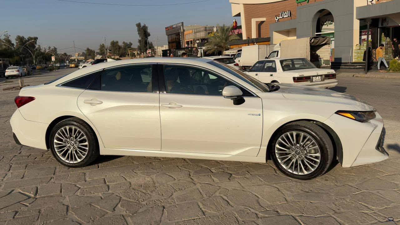 سلام عليكم
تويوتا افلون هايبرد 2021 فول مواصفات  لمتد

 داخل جملي 

سستم صوت JBL

اربع كامرات 

حساسات امامي خلفي

داتا شو

كشن خزن

كشنات حار بارد الاماميات

كشنات الخلف هيتر

فتحة سقف

وبعد هواي مواصفات

عداد المسافة/ 86 الف كيلو

حادثها جاملغ خلفي يمين بدون دواخل وقبغ صندوق مصبوغين

الايرباك سليم

السياره / رقم نينوى
سعر 292 بيها مجال 
***********
