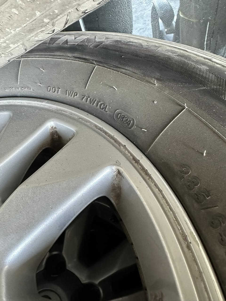 ويل جكسارة حجم 17/65/285 تخم جديد ويه سبير مانزل


**إذا كنت صاحب هذا الإعلان وتريد حذفه لأي سبب، رجاءا أرسل رسالة إلى الدعم الفني**