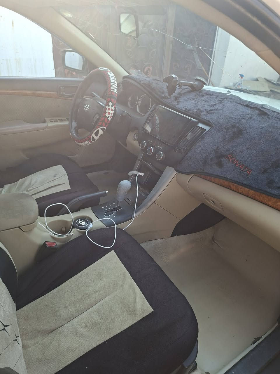 السلام عليكم.... سوناتا خليجي 2009 رقم كربلاء باسمي سيارة جاهزة من كلشي كير ومكينه خير من الله صدر نضيف السيارة بس مصبوغة حزام... ***********
