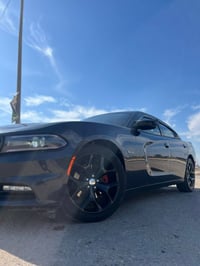 جارجر للبيع رقم بغداد انكليزي موديل 2016  فول مواصفات واحد على واحد مح...