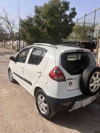 باندا كروس للبيع 2013 مكاني بغداد الشعب  السيارة ماشية 80 الف كير محرك...