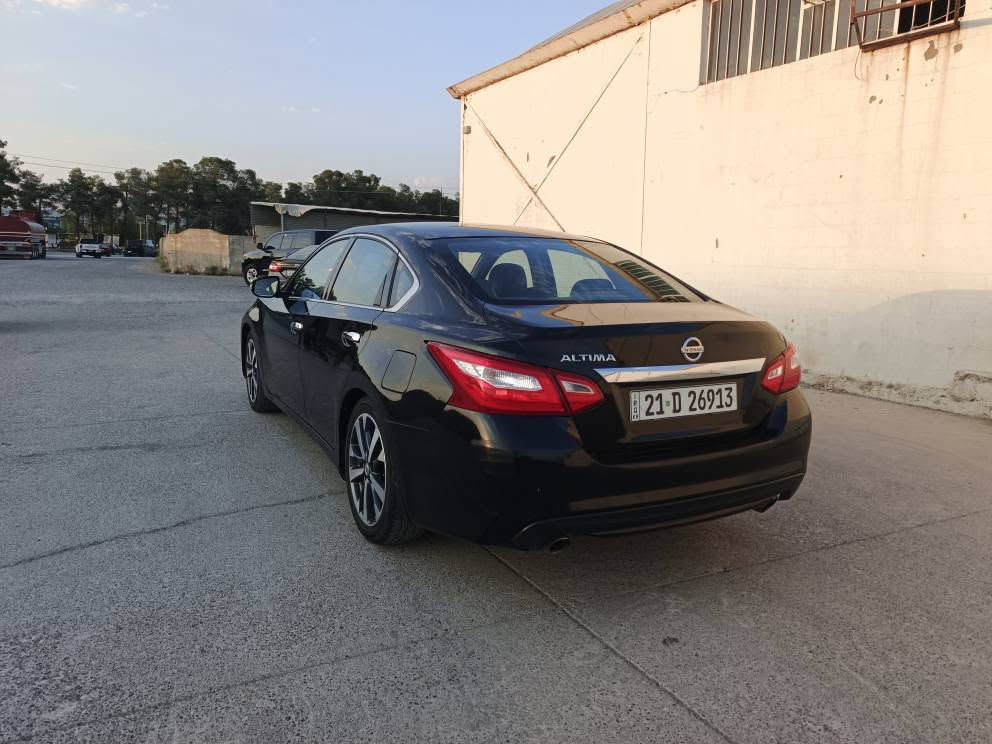 ✅ کوشن جلد
✅ شاشەی  + کامێرای دواوە
✅ گێڕی ئۆتۆماتیک و عادی (Manual Mode)
✅ گێڕی سوکان (Cruise Control)
✅ ٤ تایەی نوێ
✅ تەعدیلی خێرایی (Cruise Control)
✅ سەیارەکە کامل سێرفز کراوە و ڕۆنی مەکینە و هایدرۆلیکی گێری تازە گۆڕاوە   
📩بۆ پەیوەندی کردن (***********) فایبەر+واتس ئەپ دخان, السليمانية
