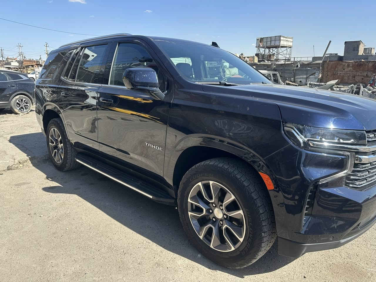 تاهو موديل 2022 فهLTلون نيلي غامغ بدون رقم دخول جديد تبديل بنيد وجاملغ فقط وجاملغ الأصلي موجود صورته مع الصور ماشيه 60 الف ميل كشن جلد شاشه كبيره رادار دخول ذكي إشاره ترحيب عند الاقتراب تشغيل عن بعد صور الحادث مع الصور مكاني بغداد الشعب السعر 350 ورقه 
***********
