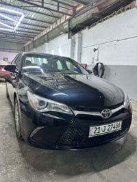 كامري XSE • ٢٠١٧ • أسود