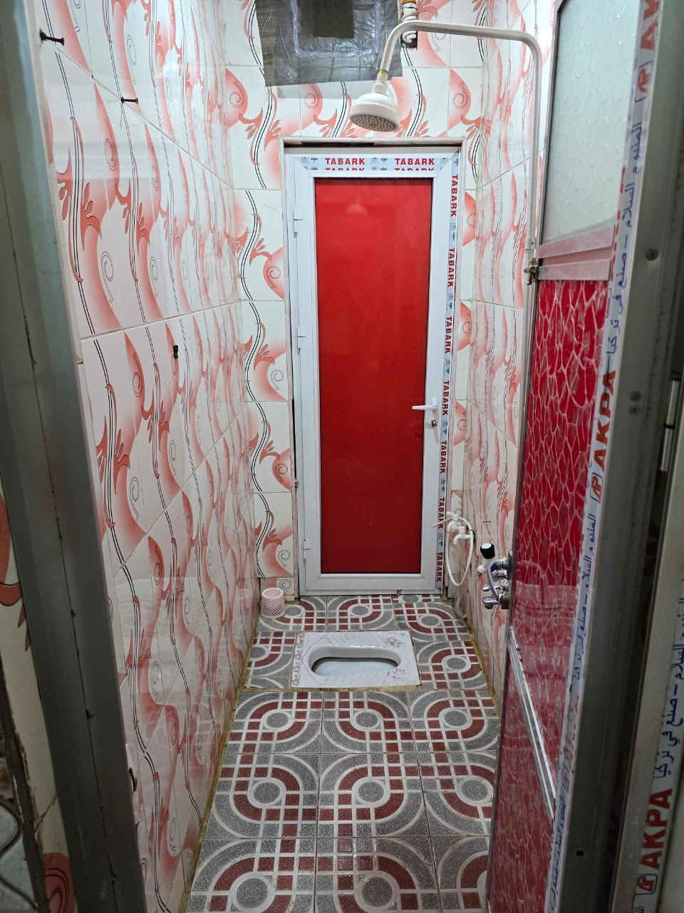 يعلن مكتب البحر للاستثمارات العقارية

عن توفر شقة ارضية للاجار في الجَمهورية الاولى مطلوب عائلة صغيرة

مواصفات الشقة

غرف 
صاله
ومطبخ
وصحيات 

سعر الايجار 350 الف

للاستفسار زيارة موقعنا الكائن في البصرة _الجبيلة_ شارع الرئيسي  او الاتصال على الارقام التاليه 
‏ ***********
‏ ***********
