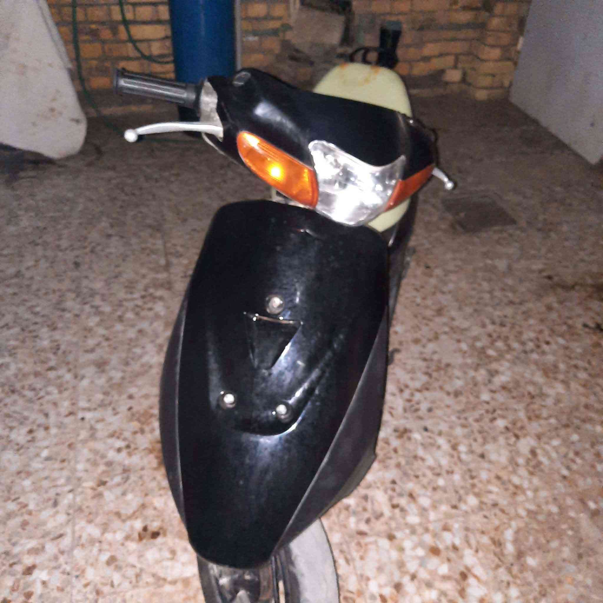 ساسوكي رياضي للبيع اوراق كلهة شغالة من الايت للبكلايت السعر 300 خاص ماكو شراي اتصل على هذا الرقم***********
