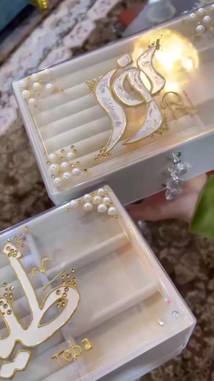 #لوكر_اكسسوارات_حسب_الطلب
 #صنع_بكل_حب
 #يوجد_خدمة_توصيل
 #سعر_مناسب


**إذا كنت صاحب هذا الإعلان وتريد حذفه لأي سبب، رجاءا أرسل رسالة إلى الدعم الفني**