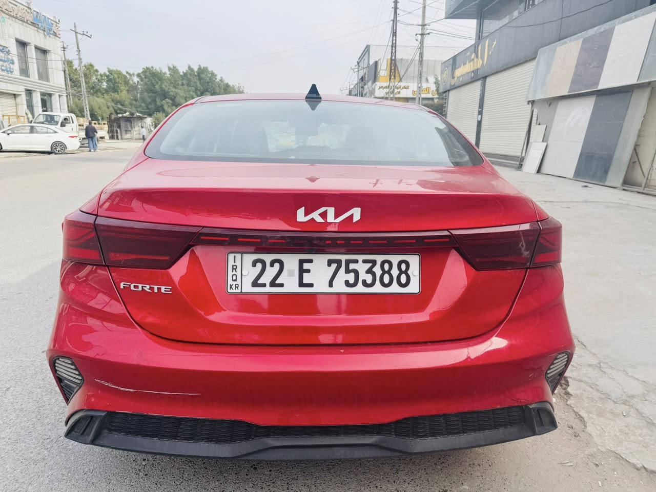 سلام عليكم
سياره فورتي وراد أمريكي موديل 2022 سياره جديدة حادثها فقط باب الصدر جهة السكن صبغ والباب الي وره شبر بي صبغ فقط بجم السياره كبس السياره بوضع الزيرو ماشيه 57 السياره نص فول مواصفات 
شاشه كبيرة 
مانع تزحلق 
كروز سرعة 
تحديد مسار 
ثلاث انظمه قيادة 
عنوان السياره بغداد 
السعر 158 ورقه 
***********
