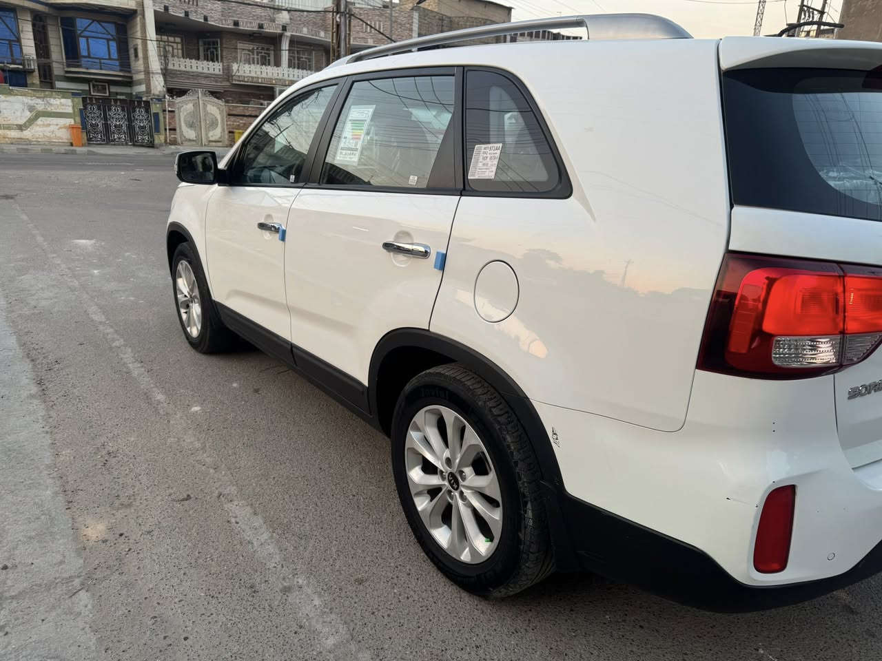 كيا سورنتو  للبيع موديل  2013 خليجي كفاله عامه  على وضع الشركه مكينه 2400 دوش 7 راكب مكينه وكير صدر امامي وخلفي  تبريد تتفئه تكمات شاشه كامره اشاير بلمري  رقم سليمانيه الدولي الجديد سنويه28 ماشيه 95 السعر 149 الاستفسار على الرقم *********** عنوان بغداد الرصافة
