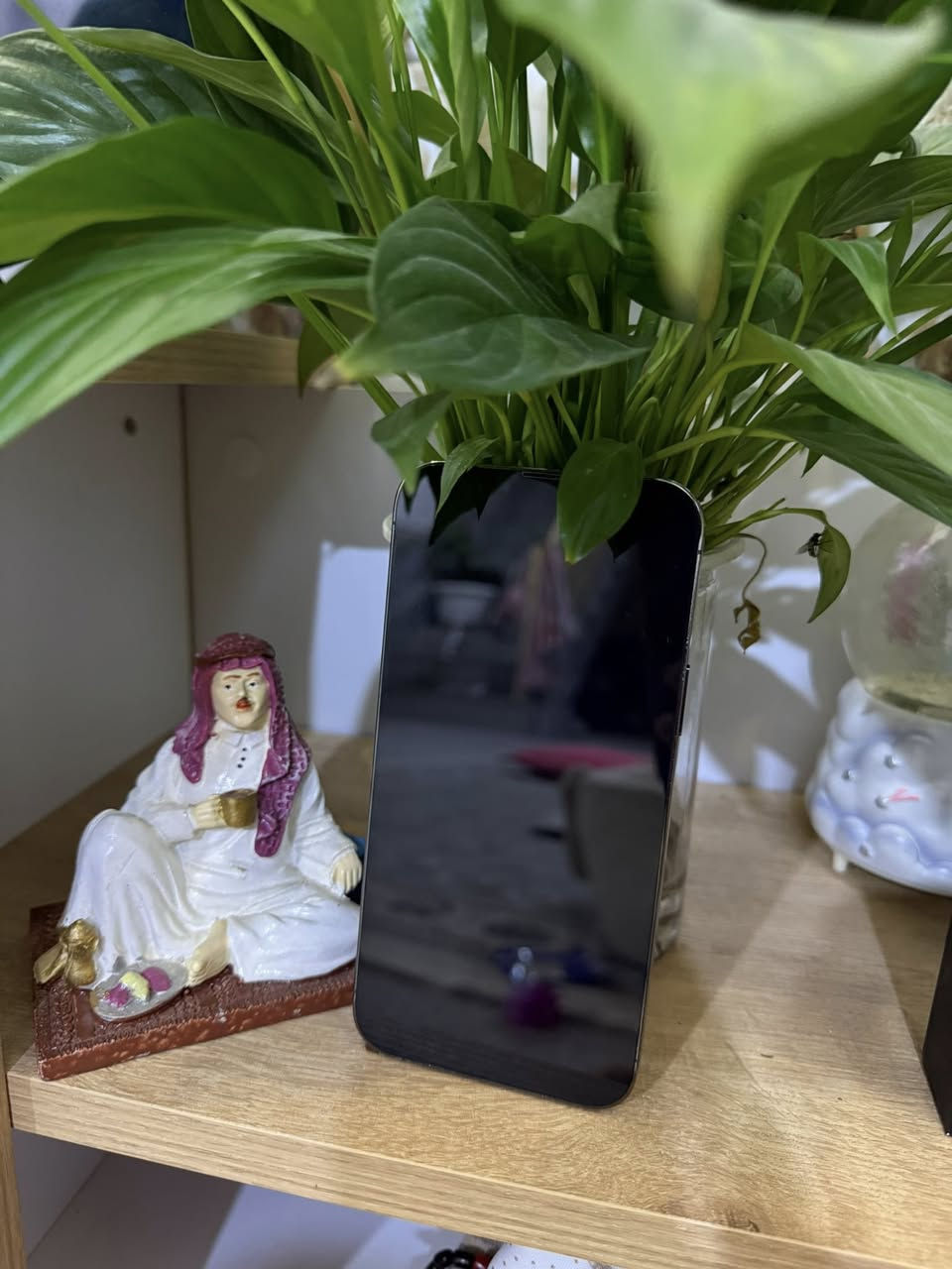 13 برو. ماكس بطاريه 82. شرق اوسط.   البيع ***********
