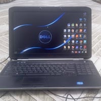 لاب توب • للبيع
