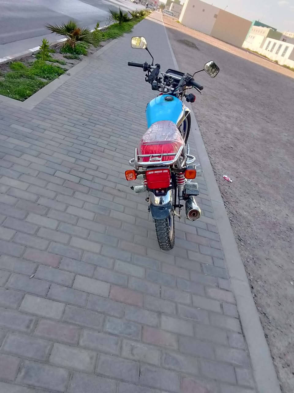 السلام عليكم شباب دراجه ايراني سيفان 5 كير موديل٢٣ كامله مكمله برغي مابيه نقص نكره سلف كهربائيات كله شغاله سعر 550وبيه مجال بصيط *********** مكاني بسمايه لشراي يتصل وتساب موجود
