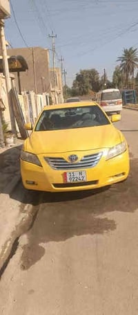 اسلام عليكم كامري 2007 وارد امريكي  تخم تاير جديد باتري جديد  كهربائيا...