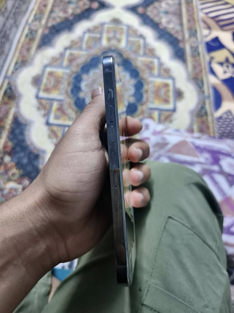 سلام عليكم ايفون ١٢ برو ماكس مبدل فقط بطاريه وفيس إيدي عطلان يصلح  كامرات اتصال كله بلادي السعر 350 وبي مجال المكان مدينه الصدر الاستفسار ***********
