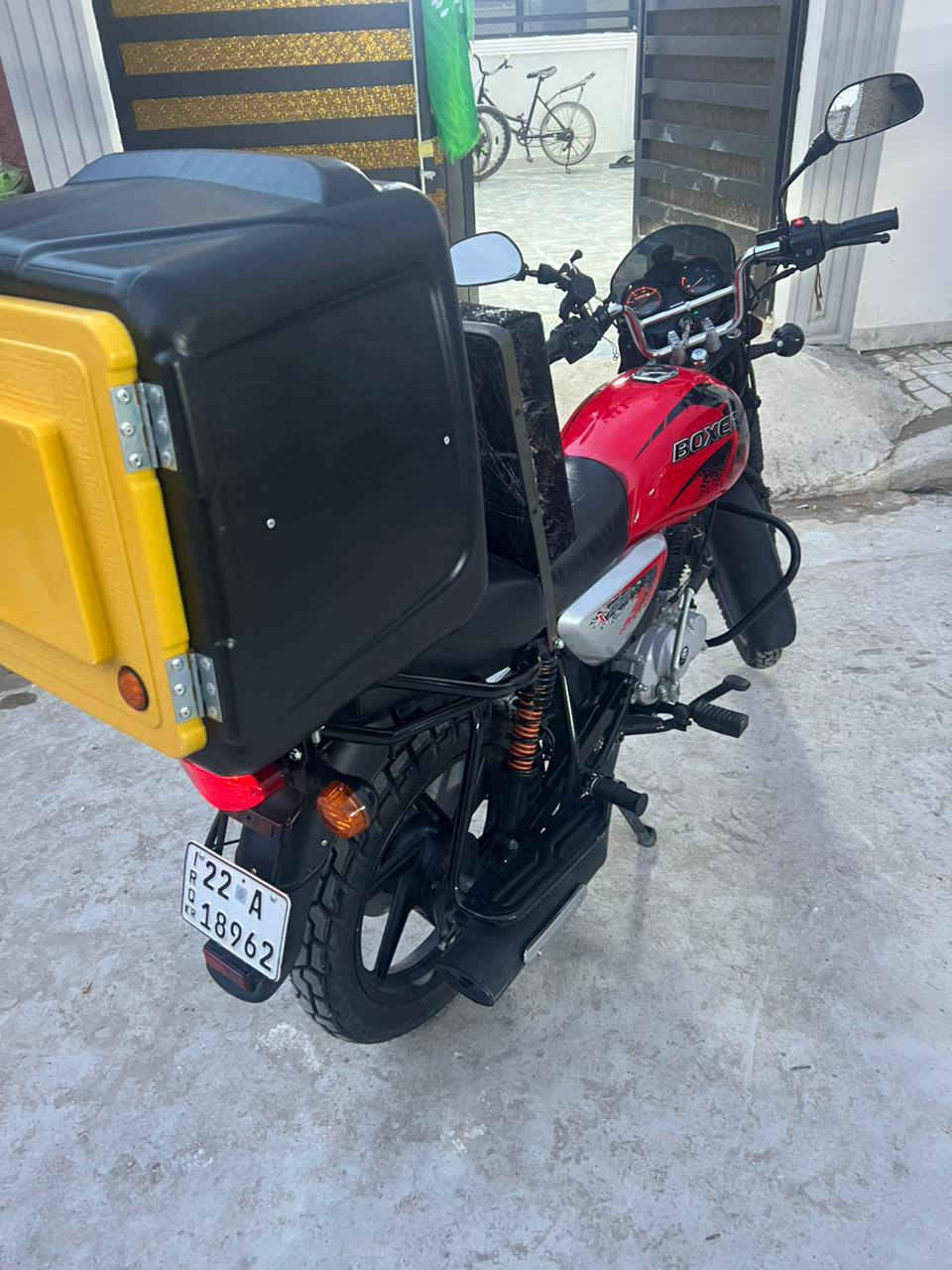 سلام عليكم دراجه بوكسر جبلي للبيع موديل2025 ماشيه 3 تالف درجه قبل شهر نازله رمبه رقم اربيل باسمي مكاني بغداد مدينة الصدر سعرها مليونين و700 وبيها مجال رقمي ***********
