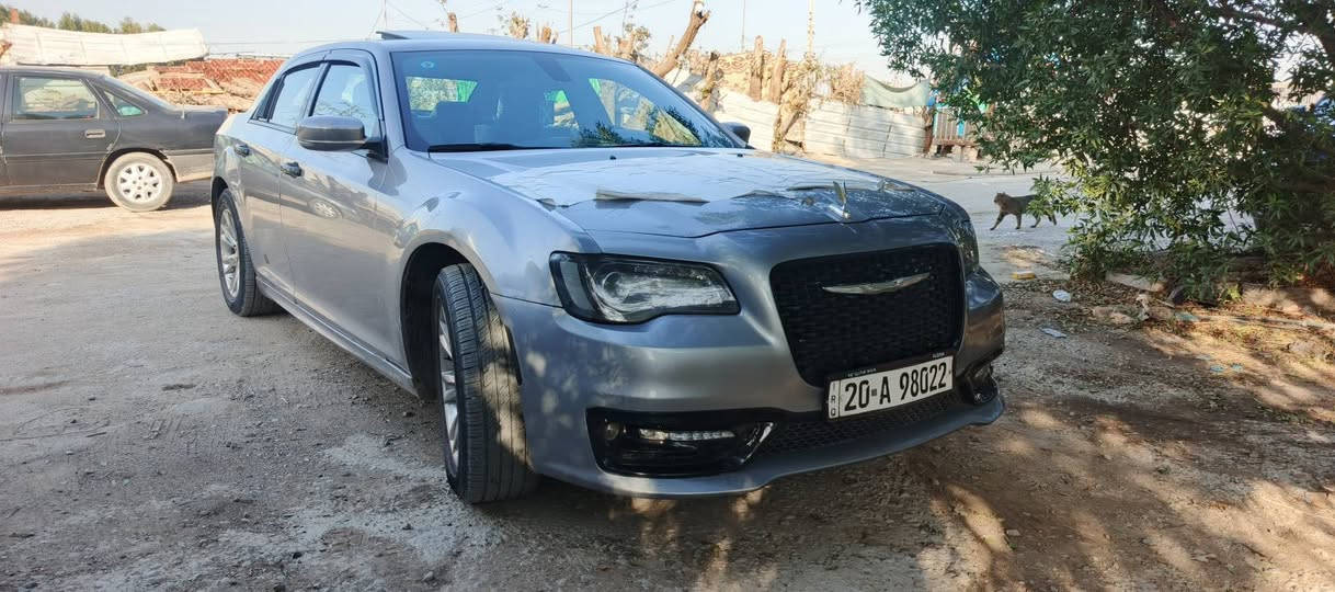 سلام عليكم وابامه 2018s
مكينه كير اكسن حداديه كله مكفوال 
حادثه فقط جاملق امامي بدال اصلي بدون دواخل بسمي شرط تحويل تخم تاير سياره مال جني الله شاهد علا يدي 
سعر ٢١٠وبلعافيه عليه الياخذها مستعجل علا بيعتها فوال موصفات رقم دياله وهذا رقمي***********
