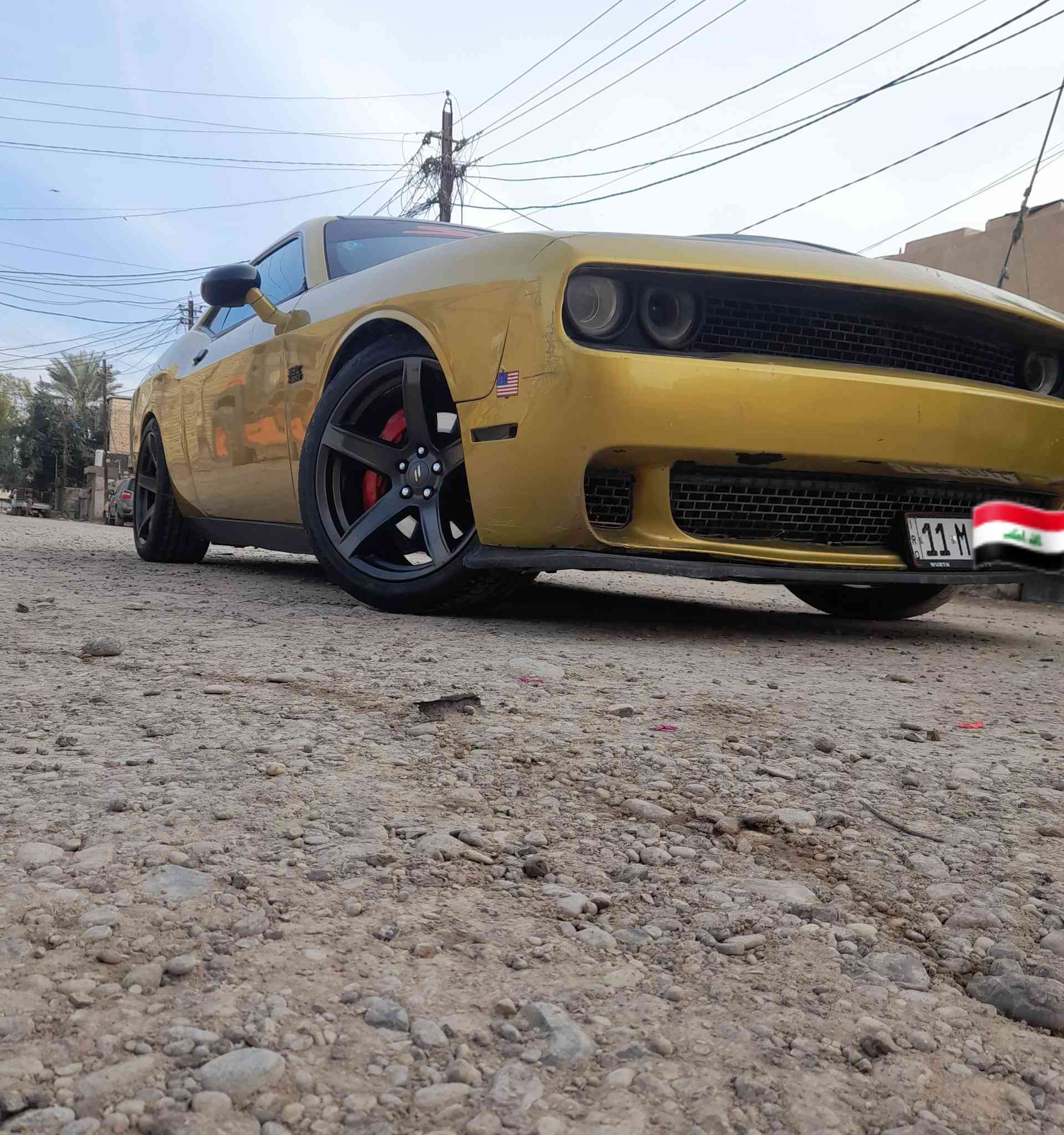 السلام عليكم جالنجر (5700)RT
تغير لون مميز ذهبي 
حادث أمريكا تخريب السياره بدون لا شواصي ولا دواخل 
البجم محدث 
داخل شيكر 
عليها تزويد دبات وطلقات 
عليها برمجة مصطفى ايكل 
شاشة كبيرة
ويل تو سايز نجمة خسفة قوية 
مكينه وكير خير من الله 
معروضة ب١٠٨ وبيها مجال
***********
