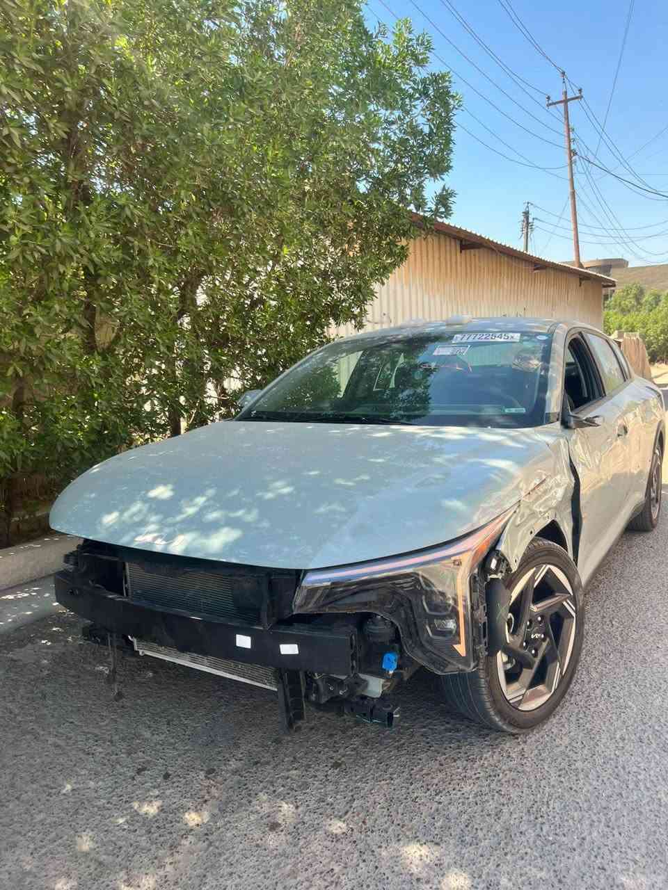 #السعر. 135. هاتف.  ***********  السلام عليكم كي فور مديل 25 EX دخول جديد منفيس ابسمي اني المستورد بعدها على حادثها على وضع امريكا مواصفات EX معروفه مو العاديه حادثها بسيط بدون دواخل بدون تبديل وصور الحادث مرفقة بل منشور ابيع على وضعها مكان السياره بغداد البلديات
