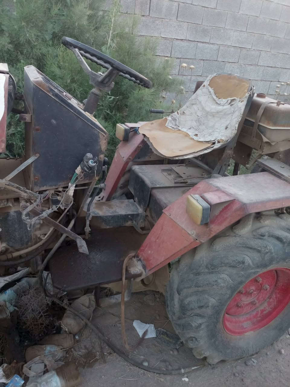 السلام عليكم للبيع دلكتر بلاروس سعرها مليونين وبيها مجال المكان صلاح دين
***********
