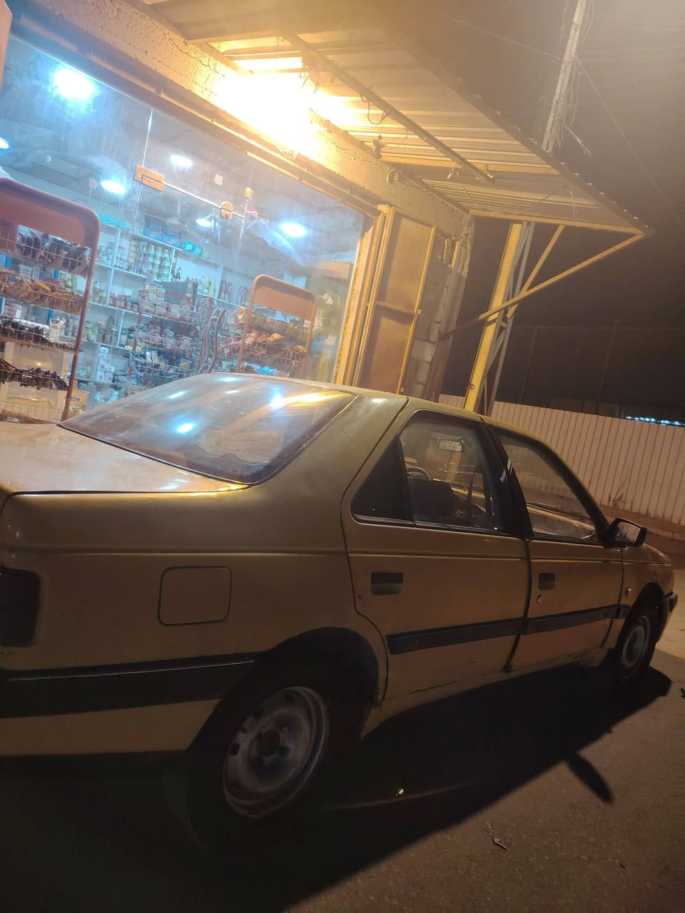 سلام عليكم بيجو 405مديل 2012 مكينه صافيه حلوة وترايك وين ما تريد وكير كل نمر يجن كيرة حلو وكشر ماله كدامك بيه اخياسات تلكيط سنويه مالته منتهيه 2023 سعر 13وبيه مجال الطيبين عنوان بصره ابو خصيب اتصال *********** وتساب
