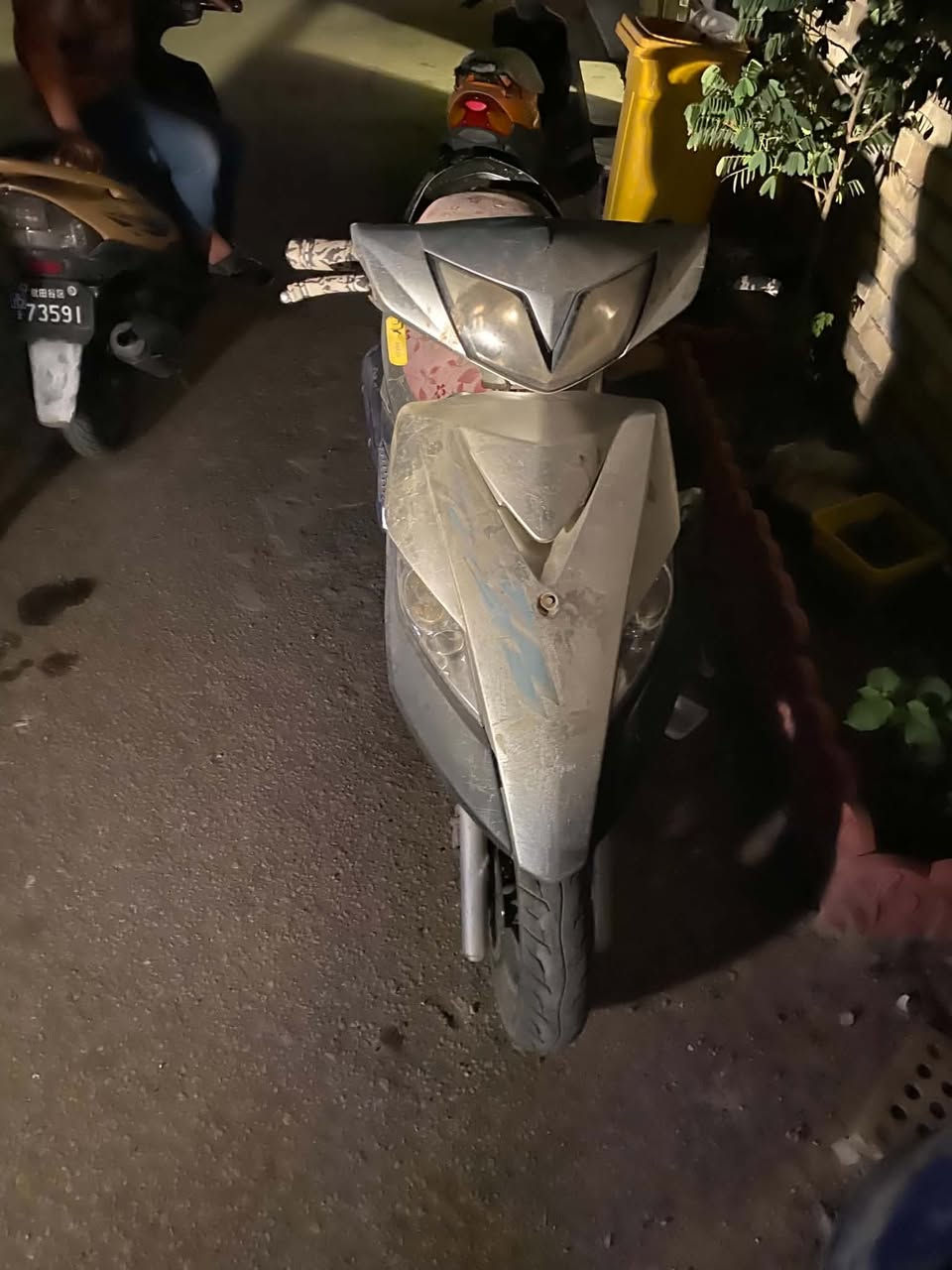 السلام عليكم دراجه ماكس ثعلب ابيع كوم حديد مادري شبيه طك عندي الهندر وعفته (🛑اريده ب150الف🛑)وبيه مجال  مكاني📍 كربلاء  حي العباس عمود ٥٠بضهر الجامعه لتواصل☎️ *********** وبي وتساب
