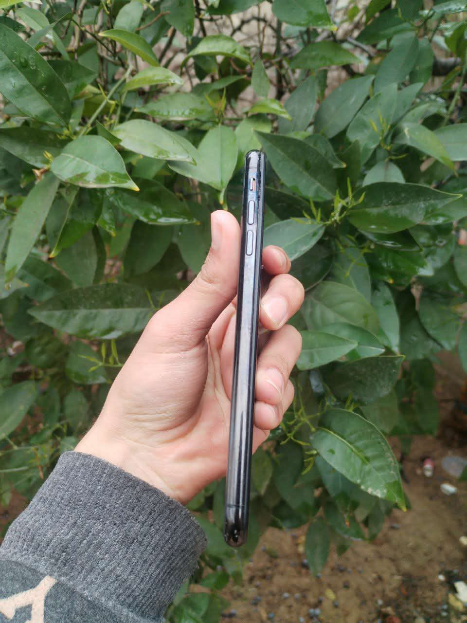 اكس اس ماكس نضيف 
مبدل بطاريه 100
ذاكره٦٤
سيم شغال شرط 
ببجي٦٠ فريم 
الجهاز كلشي مابي فقط الكامره العدسه ١ ماتشتغل لازم تسوي ٢xوالباقي شرط ووياه ٣كفرات هديه
سعر165 وبي مجال عنواني ايسر


**إذا كنت صاحب هذا الإعلان وتريد حذفه لأي سبب، رجاءا أرسل رسالة إلى الدعم الفني**