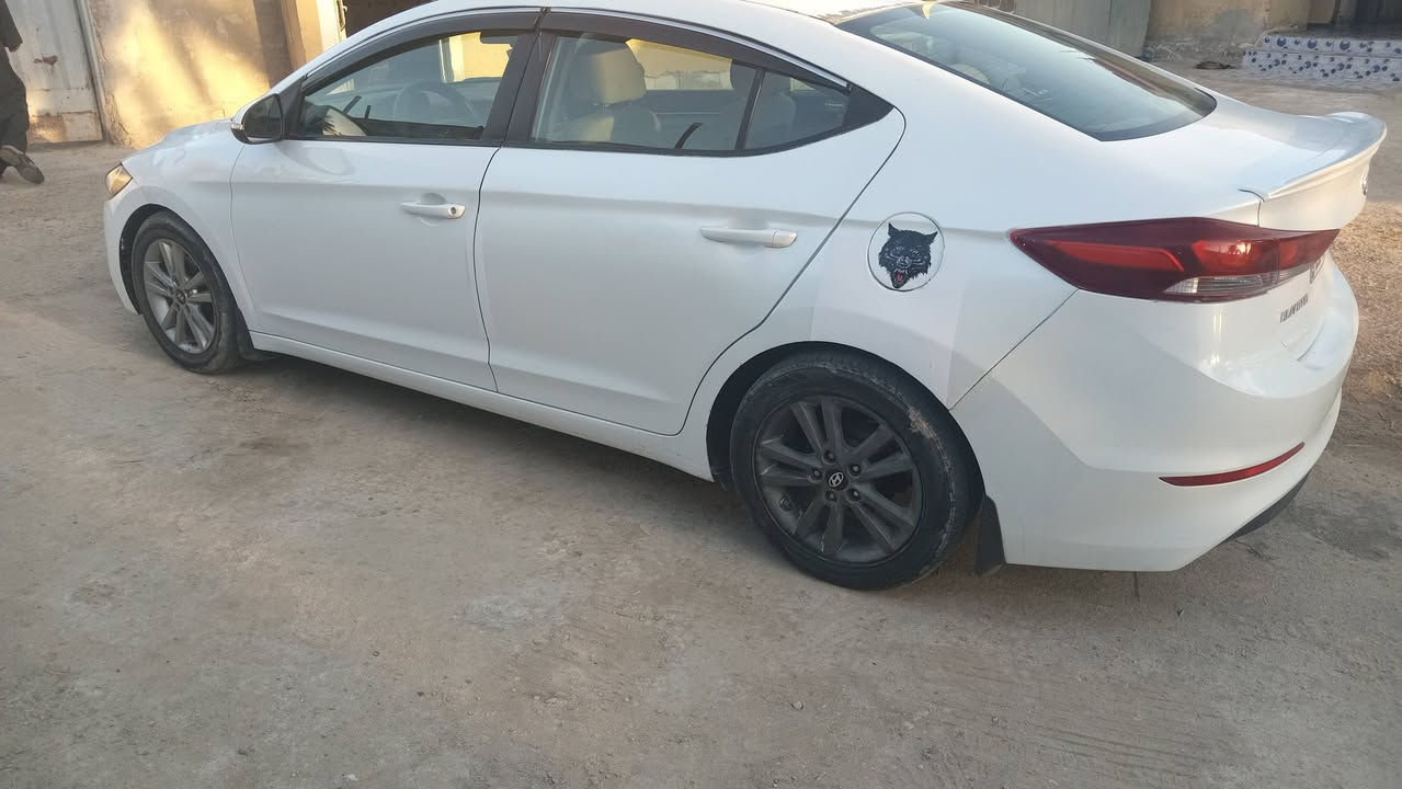 سلام عليكم
هونداي النتره موديل 2017

السياره جاهزه محرك 2000دوش 

السياره امريكي حادث جاملغ وبنيد 

او بل عراق بيه قطع صبغ ابيع احزان 

رقمه أربيل انكليزي 
السعر 107 وبيه مجال 
مكاني كربلاء رقمي ***********
